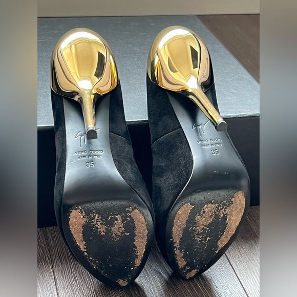 Authentic - Giuseppe - Zanotti black suede pumps with unique artsy gold heels. - Picture 8 of 8